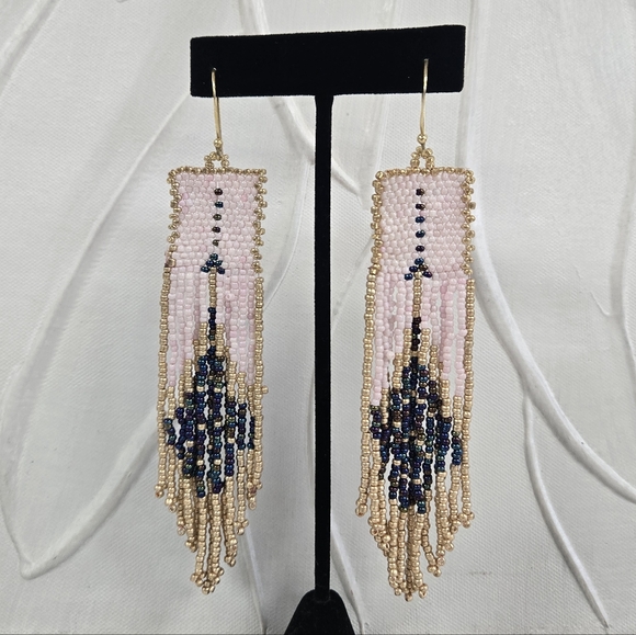 Leslie Curtis Jewelry - Teddy Earrings by Leslie Curtis